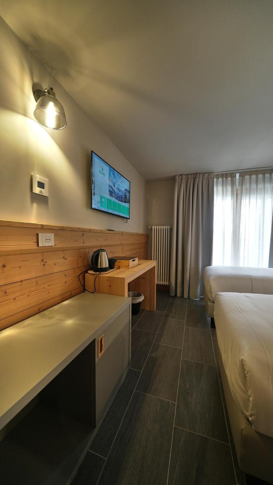 Hotel Perruquet Breuil-Cervinia Dış mekan fotoğraf